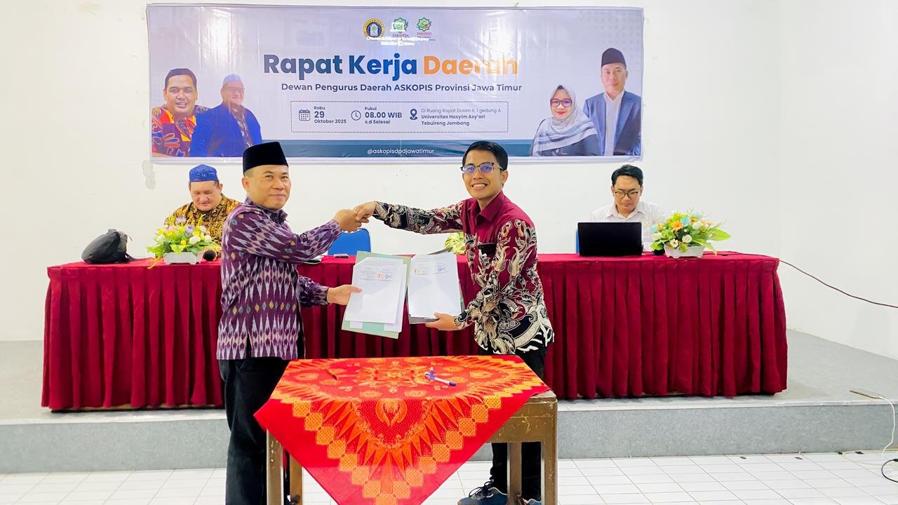 Kaprodi KPI IAI Sunan Kalijogo Malang Ikuti Seminar Nasional dan MoU Bersama DPD ASKOPIS di Universitas Hasyim Asy’ari Tebuireng Jombang