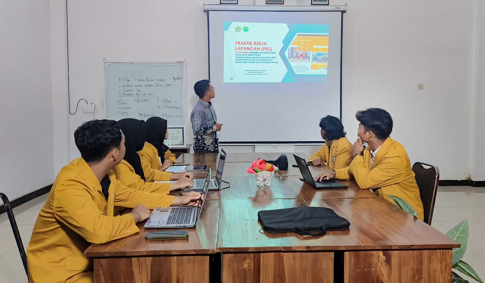 Pembukaan PKL Mahasiswa Kpi IAI Sunan Kalijogo Jadi Langkah Awal Terjun Ke Dunia Penyiaran